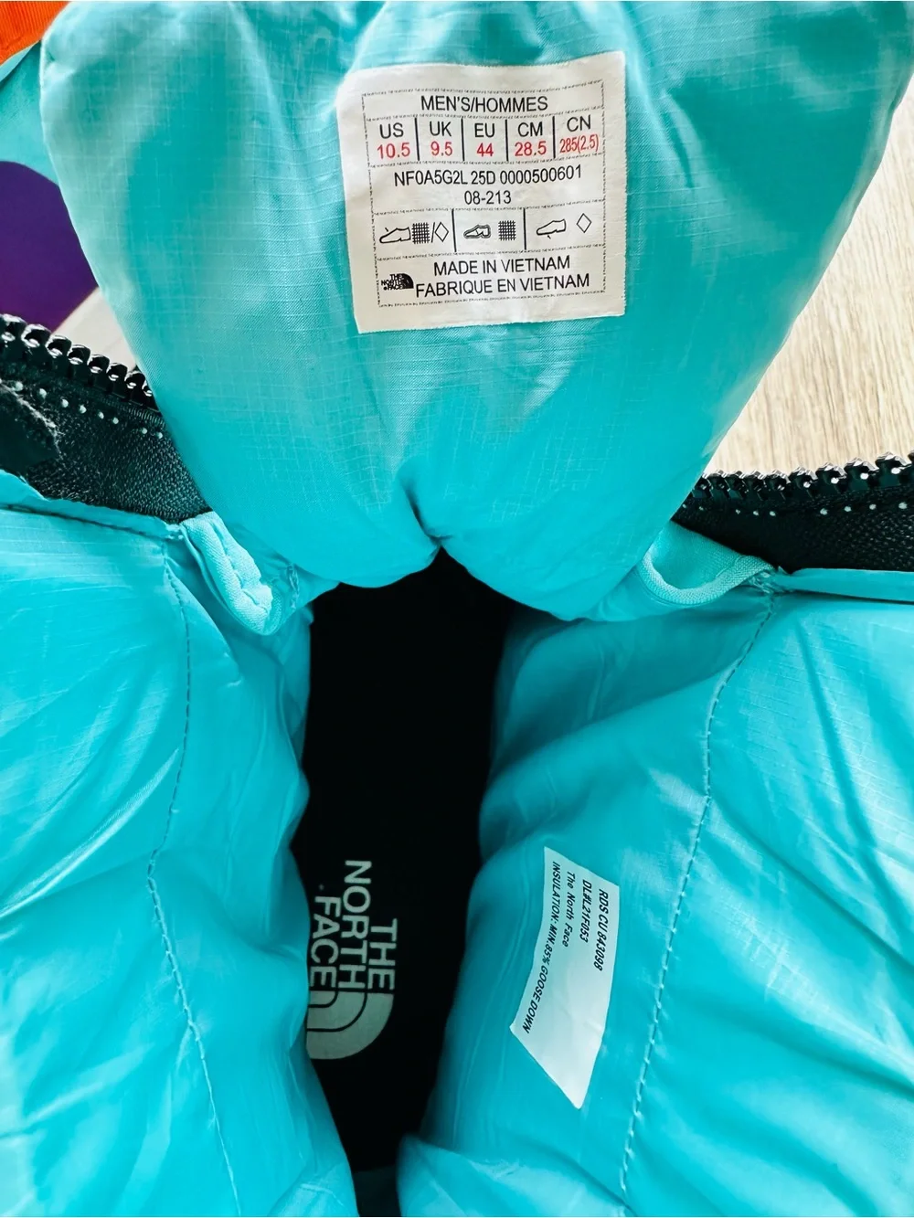 The North Face Nuptse II Strap